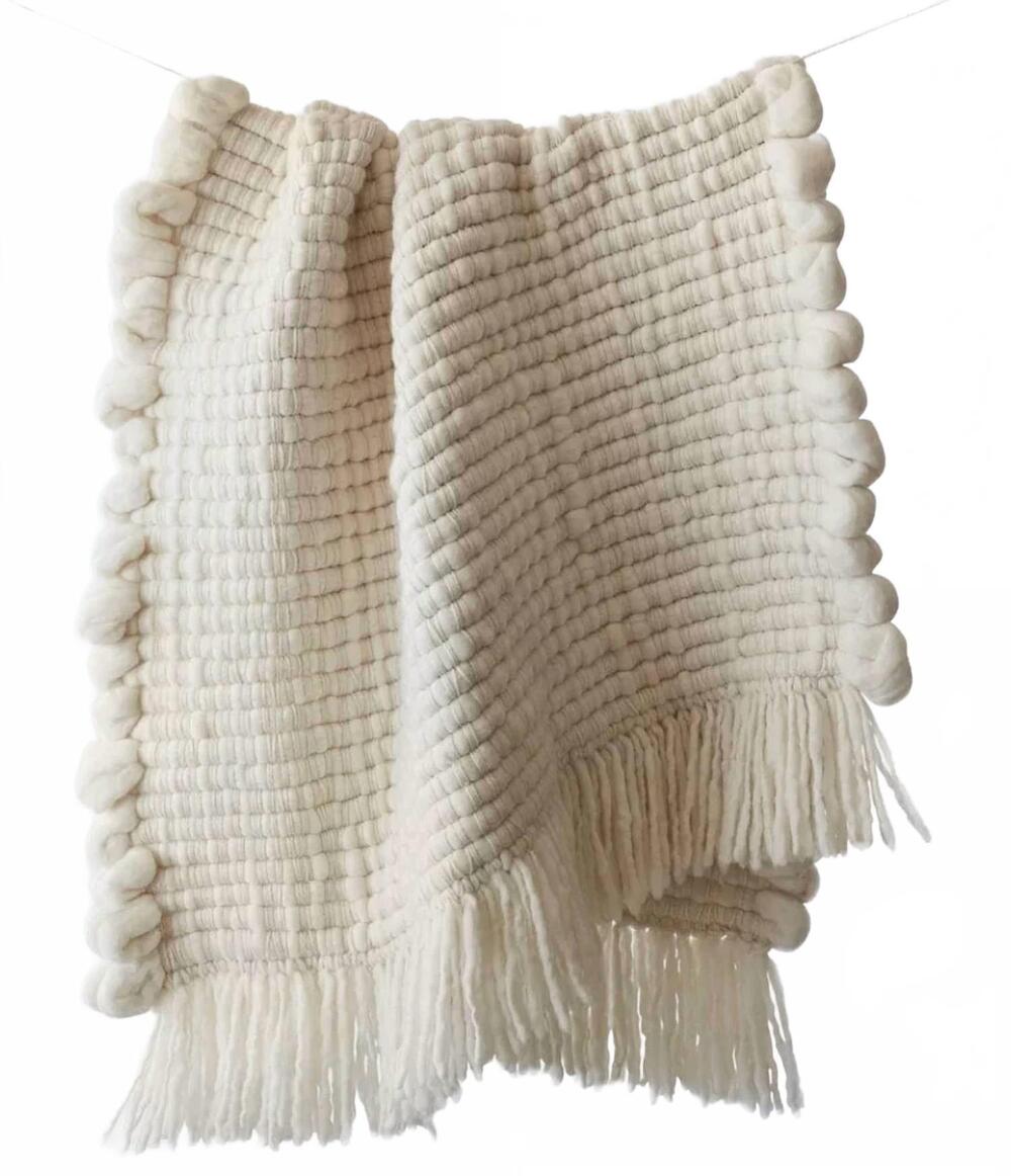 NEW THE CITIZENRY celeste chunky wool throw in beige